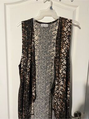 Southern Charm Black & Brown Snake Print Sleeveless Vest